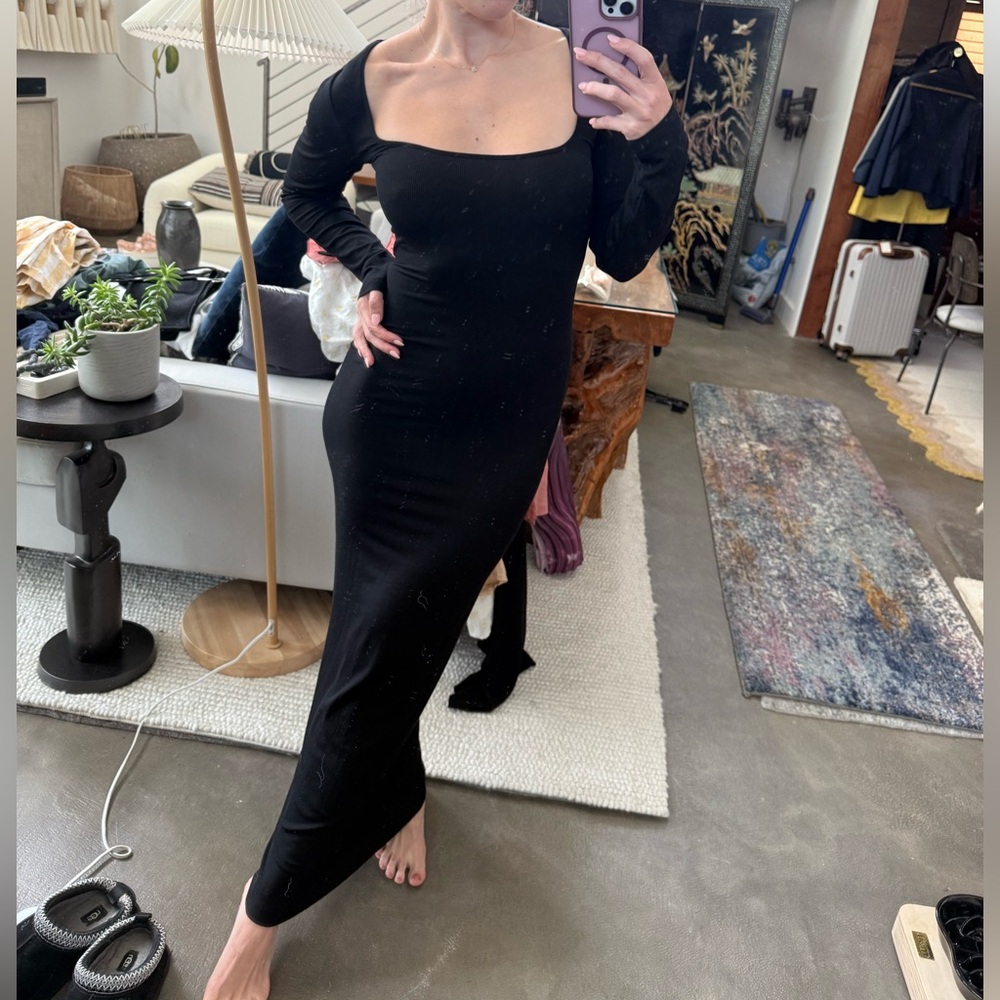 NWT SKIMS L Black Long Sleeve Dress
